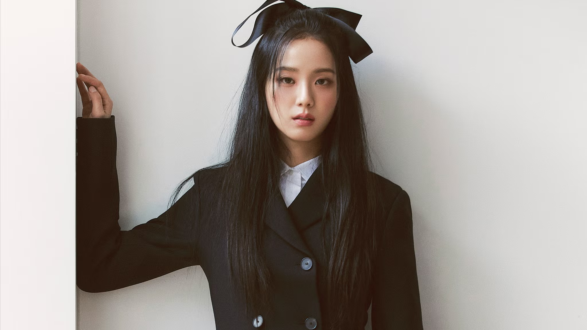 Jisoo – Visual K-Pop yang Dianggap Salah Satu Wanita Tercantik Dunia